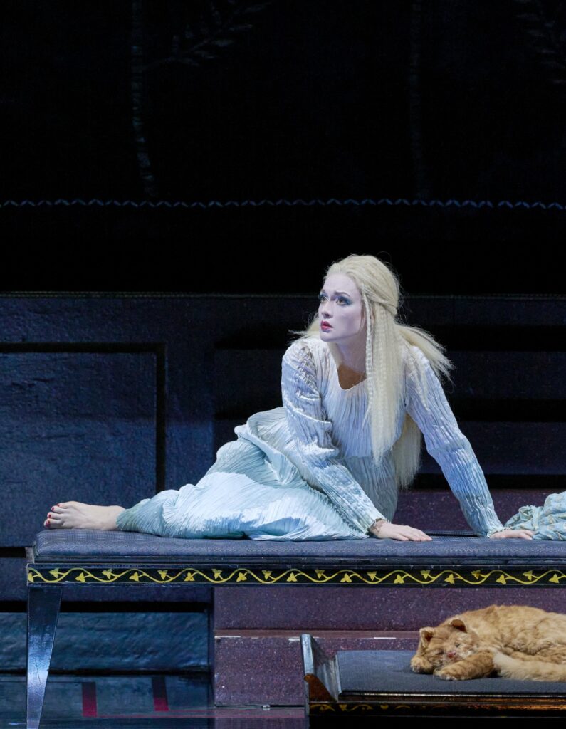 Vera-Lotte Boecker (Daphne) © Michael Pöhn/Wiener Staatsoper